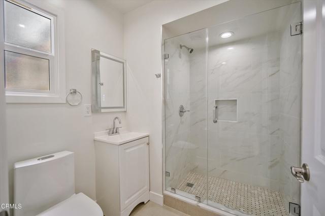 838 Highland Avenue, Glendale CA: https://media.crmls.org/mediaz/4e6a995d-a962-41aa-8595-82559dda0502.jpg