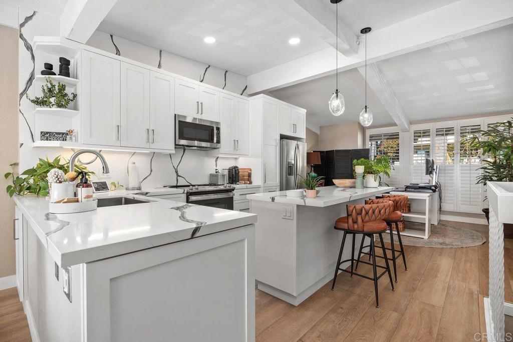 2327 Caringa Way - photo 15