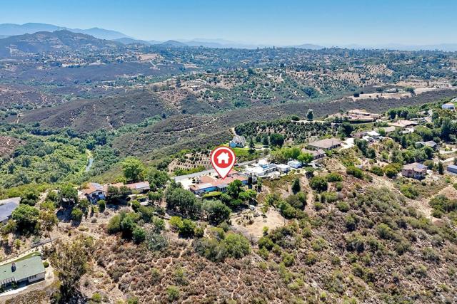 2064 Santa Margarita Dr., Fallbrook CA: https://media.crmls.org/mediaz/4e6b1fe8-e662-465c-b14b-3830b2903280.jpg