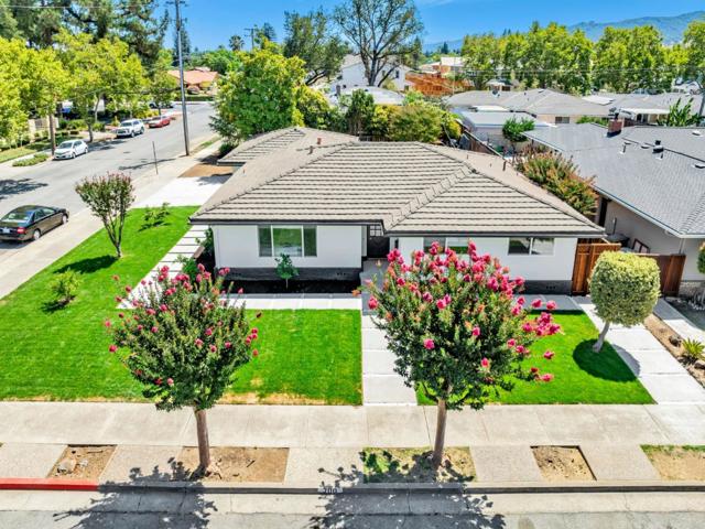 700 Eschenburg Drive, Gilroy CA: https://media.crmls.org/mediaz/4e6b4906-5985-4206-a98c-2a2c033a3d0a.jpg