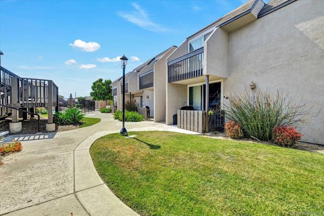 6333 Mount Ada, San Diego CA: https://media.crmls.org/mediaz/4e6bbece-a635-4fa8-bbd7-aae4e3bda183.jpg
