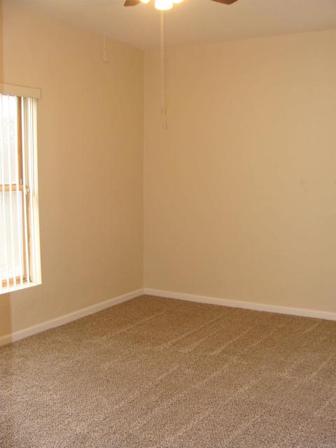 Image 12 of 15 For 12652 Julian Ave