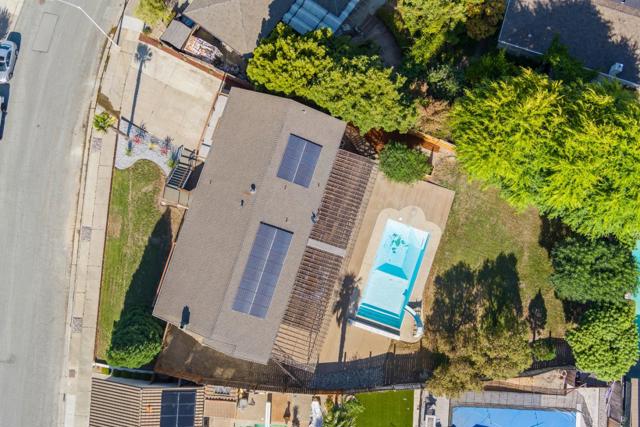 1590 El Dorado Drive, Gilroy CA: https://media.crmls.org/mediaz/4e6c5037-bf49-49d7-84f7-f1266e72d93d.jpg