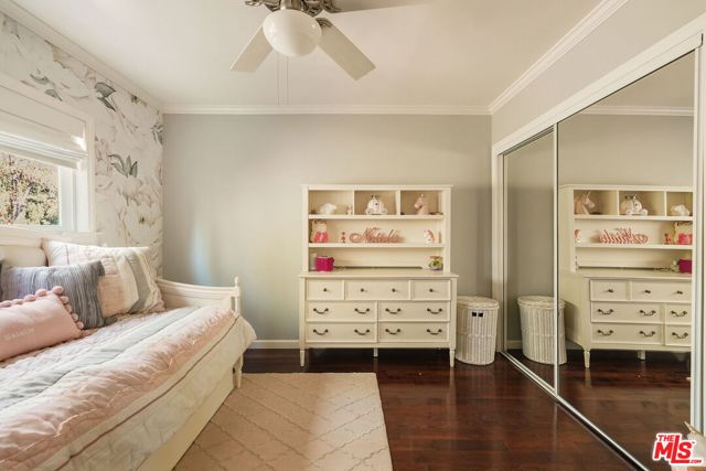 3411 Markridge Road, La Crescenta CA: https://media.crmls.org/mediaz/4e6d1eb4-82da-48d9-8301-bb3c3c3e69ff.jpg