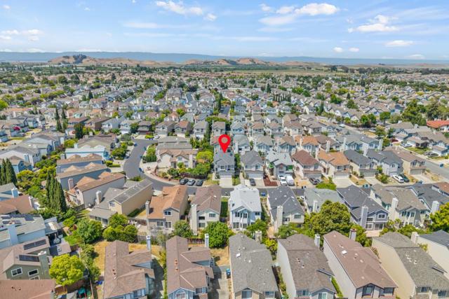 34307 Quartz Terrace, Fremont CA: https://media.crmls.org/mediaz/4e6dc5a2-ef4a-4f62-880d-ee9eb583cc05.jpg
