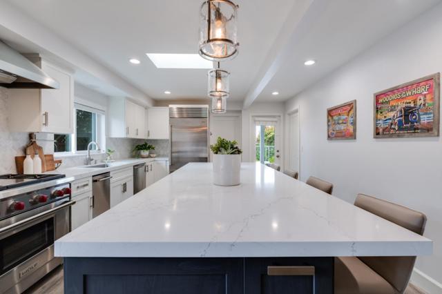 129 Santa Cruz Avenue, Aptos CA: https://media.crmls.org/mediaz/4e6dfd73-3420-4b1c-9270-2fb898b77c7f.jpg