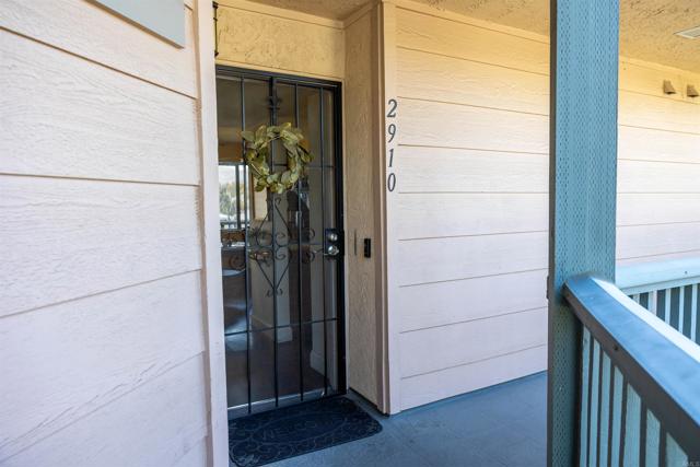 Detail Gallery Image 3 of 26 For 2910 Elm Tree Ct, Spring Valley,  CA 91978 - 2 Beds | 2 Baths