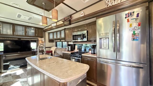 69411 Ramon Rd #1190, Cathedral City CA: https://media.crmls.org/mediaz/4e6eb8f9-b581-46f3-8f08-c571cae82eba.jpg