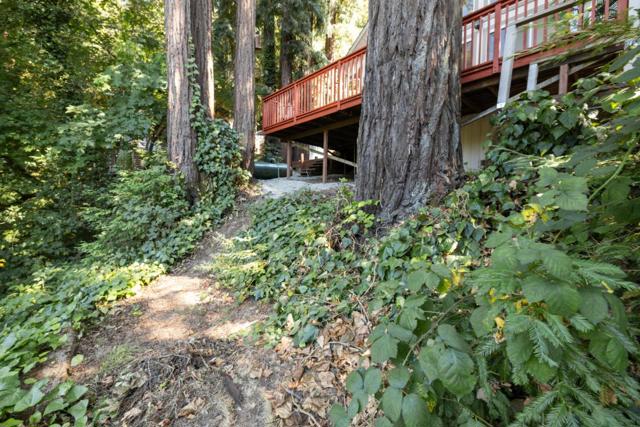 325 Fireside Road, Boulder Creek CA: https://media.crmls.org/mediaz/4e6f1945-b849-4921-86b3-82d4cbb9b9ac.jpg