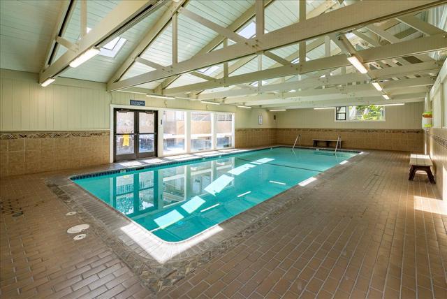 300 Glenwood Circle, Monterey CA: https://media.crmls.org/mediaz/4e6f6713-6142-4ed6-910e-b59582adcdb7.jpg