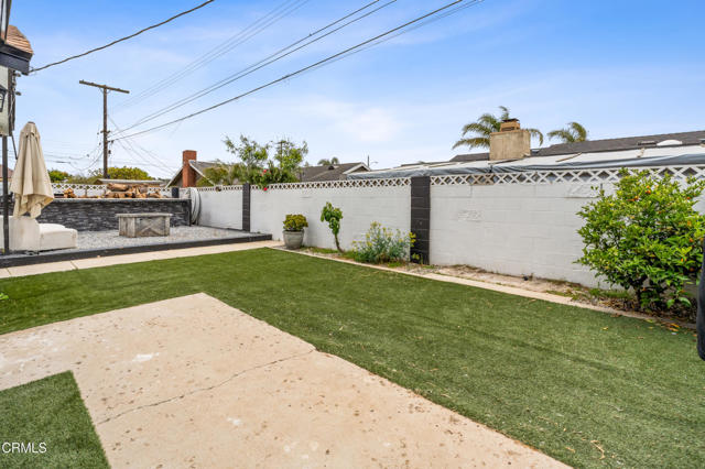 1712 N 7th Place, Port Hueneme CA: https://media.crmls.org/mediaz/4e6f7ec1-f957-4239-85b9-d4975678e692.jpg