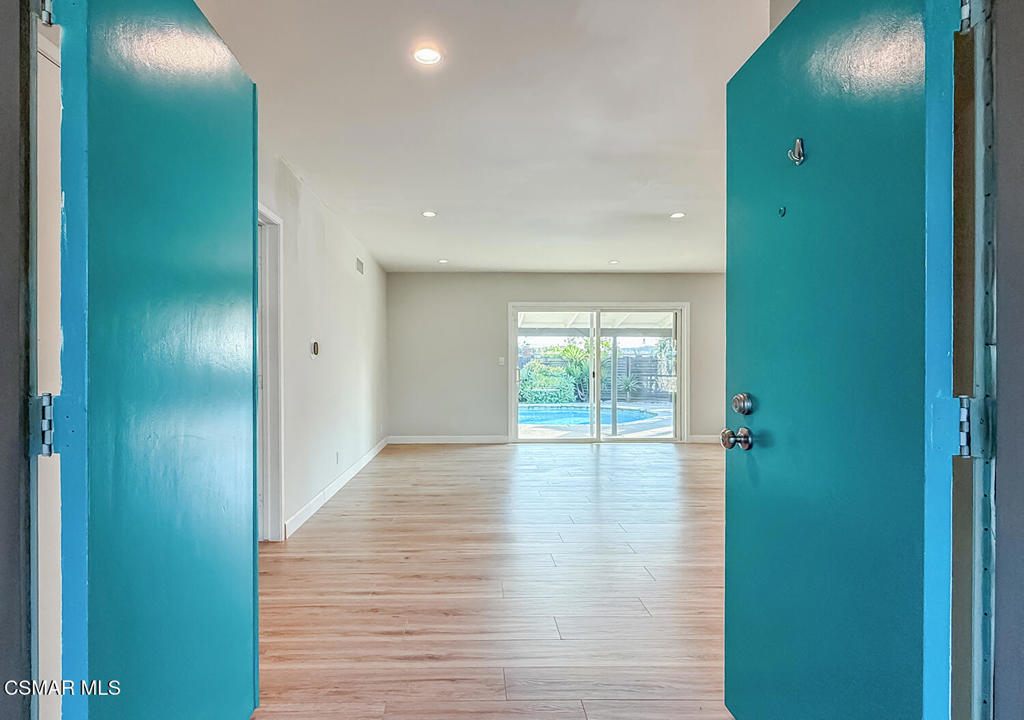 MLS #225003734 img 2