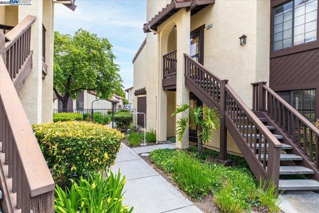 14630 Outrigger Dr., San Leandro CA: https://media.crmls.org/mediaz/4e7105ee-12e6-495d-ba2c-7935ea35b1d3.jpg