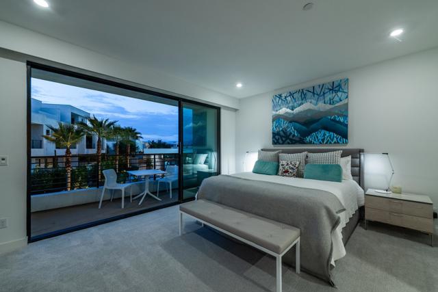 294 Mayfair Way, Palm Springs, CA 92264