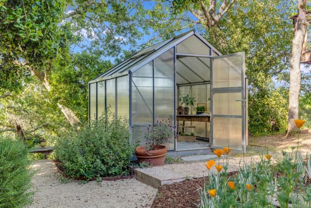 138 Bolivar Lane, Portola Valley CA: https://media.crmls.org/mediaz/4e72a9bf-fc24-468e-898d-bbd1517b8650.jpg