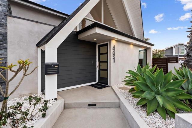491 Prospect Street, Newport Beach CA: https://media.crmls.org/mediaz/4e748de7-8b05-4168-8a6d-765e32819b90.jpg