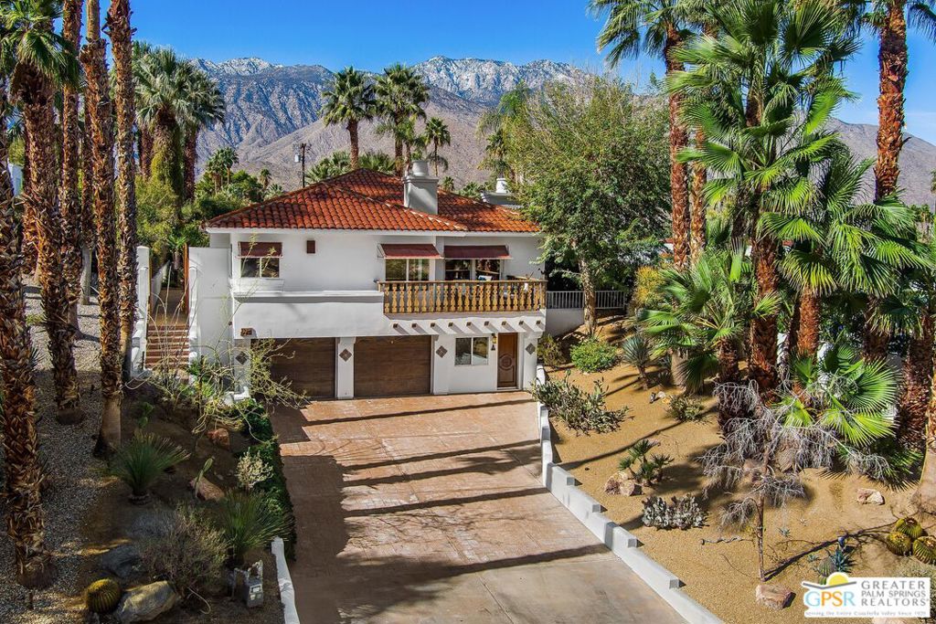 2233 S Araby Drive, Palm Springs, CA 92264