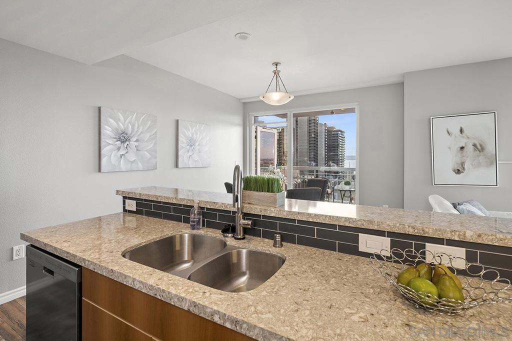 300 Beech St - photo 17