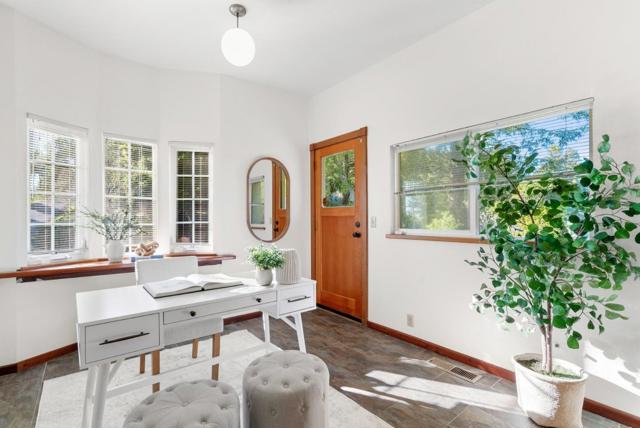555 Bohnen Road, Santa Cruz CA: https://media.crmls.org/mediaz/4e77adab-bc4c-4f89-95d7-c34dd2eee50f.jpg