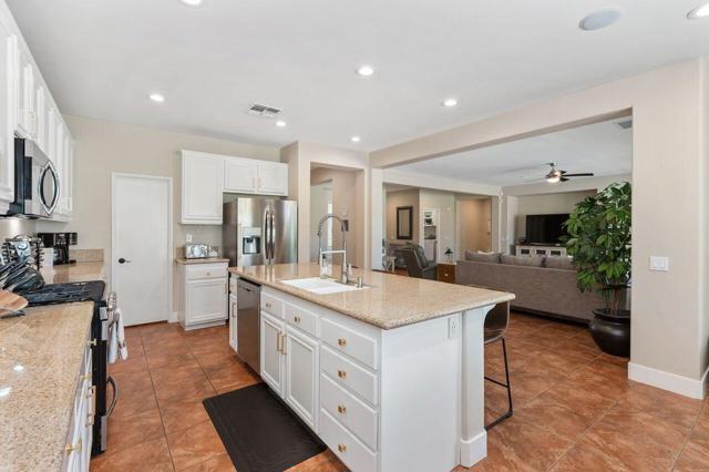 49377 Biery Street, Indio CA: https://media.crmls.org/mediaz/4e77e9ed-e014-4323-9964-d02aa3e9fff6.jpg