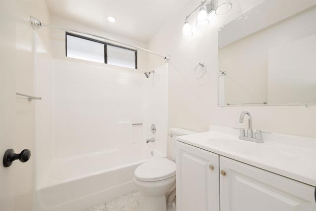 Detail Gallery Image 27 of 34 For 2369 Ravenwood Dr, Lemon Grove,  CA 91945 - 3 Beds | 2/1 Baths