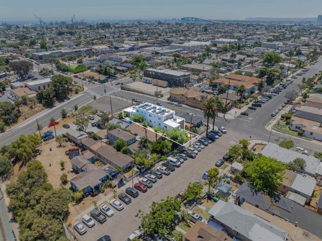 3209 L Street, San Diego CA: https://media.crmls.org/mediaz/4e79856c-3614-449f-bf14-5efd15092491.jpg