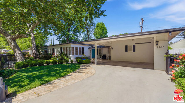 12263 Laurel Terrace Drive photo 4