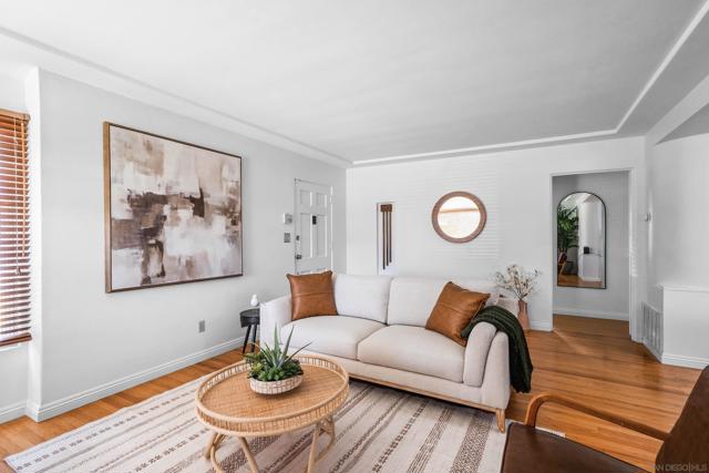 4751 Monroe Ave, San Diego CA: https://media.crmls.org/mediaz/4e7a6be7-578b-4462-84fc-cd4d6ccf045f.jpg