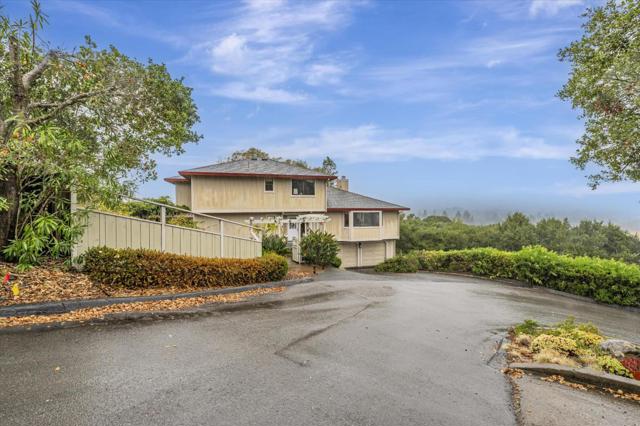 4 Harris Hill Drive, Novato CA: https://media.crmls.org/mediaz/4e7bebff-2ccc-4301-a0a3-a372ddd5a06d.jpg