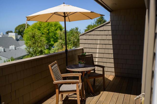 160 Seascape Ridge Drive, Aptos CA: https://media.crmls.org/mediaz/4e7c901d-2925-4300-ad1b-8165f596a323.jpg
