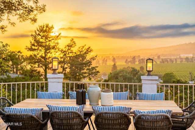 1074 Deseo Avenue, Camarillo CA: https://media.crmls.org/mediaz/4e7cb7b8-bf83-428e-8a79-897f41854f79.jpg