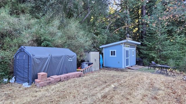 20245 Gist Road, Los Gatos CA: https://media.crmls.org/mediaz/4e7ccfe9-ae46-4b96-9338-b21d8b156c60.jpg