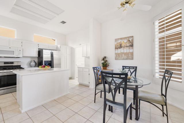 37261 Mojave Sage Street, Palm Desert CA: https://media.crmls.org/mediaz/4e7f22f2-0774-4618-bd75-2b60a7e73474.jpg