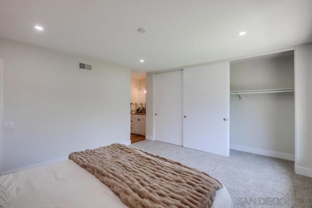 9855 Guisante Terrace, San Diego CA: https://media.crmls.org/mediaz/4e7faa1a-586a-4fc2-a6b5-2feaad40c22e.jpg
