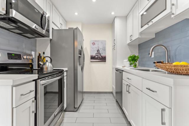 25192 Copa Del Oro Drive, Hayward CA: https://media.crmls.org/mediaz/4e7faffa-d2fc-4a23-9454-36d4d4f23831.jpg