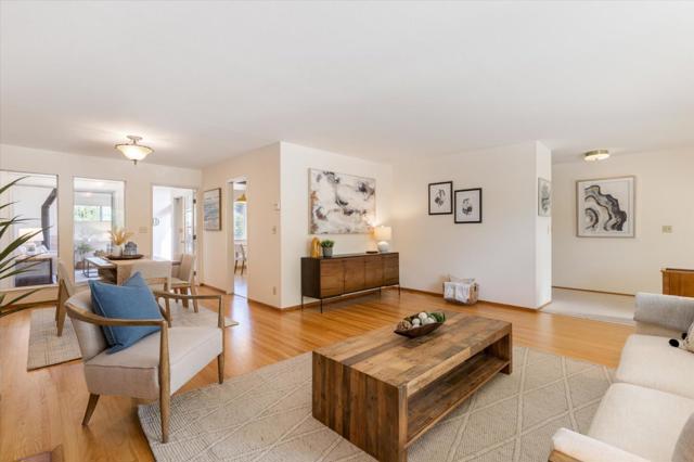 882 Maranta Avenue, Sunnyvale CA: https://media.crmls.org/mediaz/4e803b5f-1dc6-4511-b8ba-5f0b0a9fb7d0.jpg