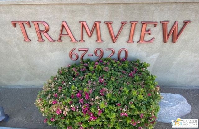 2 McKinley St., Cathedral City CA: https://media.crmls.org/mediaz/4e809d19-db38-4f6c-902e-a8acbe3dcb50.jpg