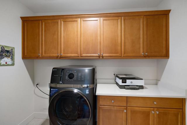 1110 McClellan, Hollister CA: https://media.crmls.org/mediaz/4e83202b-b051-44a4-bf49-73d1bff699a1.jpg