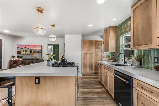 2 Bed Home for Sale in Ventura, California