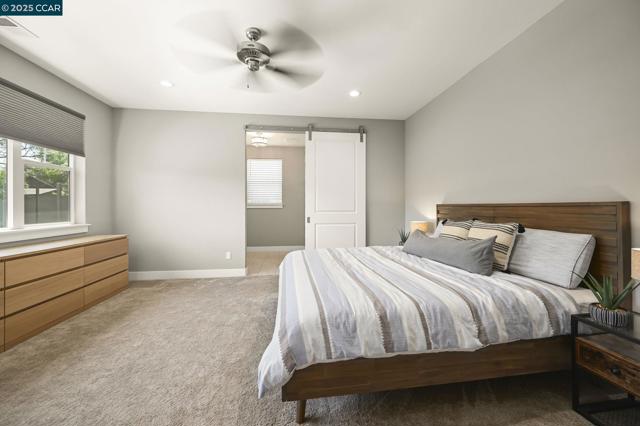 5540 Southbrook Drive, Clayton CA: https://media.crmls.org/mediaz/4e8399a1-78ff-49a4-a8f9-c833dcb57d6d.jpg