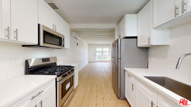 8903 Harratt Street, West Hollywood CA: https://media.crmls.org/mediaz/4e8573cc-1985-41e4-8057-523af19e2389.jpg