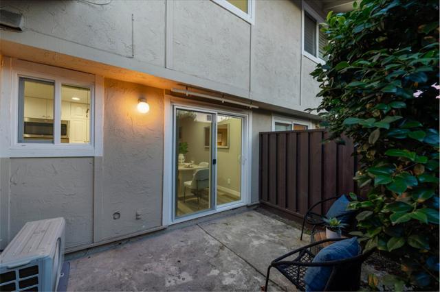 4926 Poplar Terrace, Campbell CA: https://media.crmls.org/mediaz/4e86c698-f863-40a7-9fca-d63092b78080.jpg