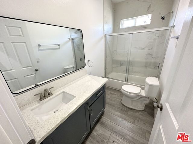 1123 Browning Boulevard, Los Angeles CA: https://media.crmls.org/mediaz/4e873f5f-f823-4705-87b3-3960b5a9163b.jpg