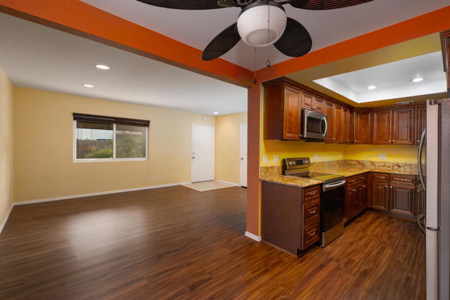 343 W Mariscal Road, Palm Springs, CA 92262