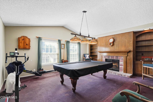 744 Calle Las Colinas, Newbury Park CA: https://media.crmls.org/mediaz/4e88465d-0eb0-4cc3-87f0-b8639421f9df.jpg
