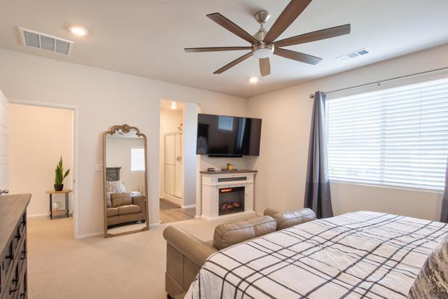 32932 Gelder Cir, Menifee CA: https://media.crmls.org/mediaz/4e88465e-5d24-4f1a-b05e-3a25f3a2ba71.jpg