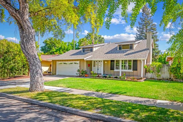 6745 San Anselmo Way, San Jose CA: https://media.crmls.org/mediaz/4e8853b3-e339-463f-b449-691b46991cdb.jpg