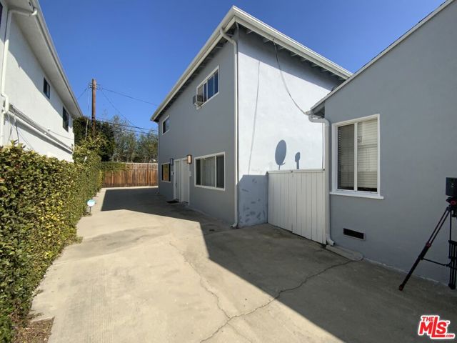 3610 Beethoven Street, Los Angeles CA: https://media.crmls.org/mediaz/4e88be27-67fa-410a-8397-5e09296efb73.jpg