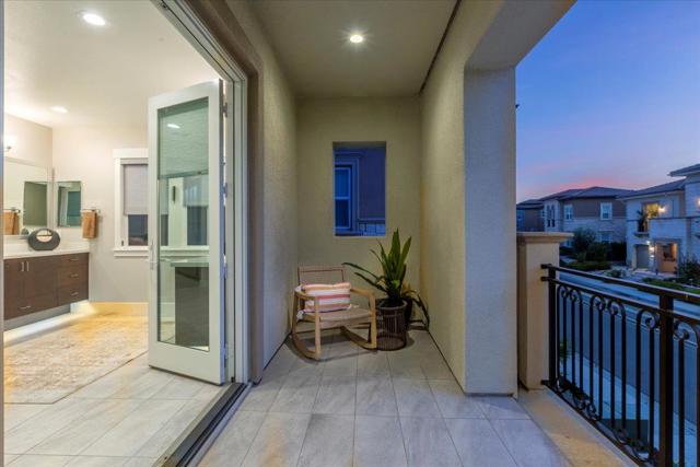 2105 Elderberry Drive, San Ramon CA: https://media.crmls.org/mediaz/4e895e2e-d43d-449f-8278-6437dfaba3ac.jpg