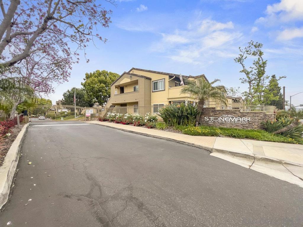 5009 Los Morros Way 13, Oceanside, CA 92057